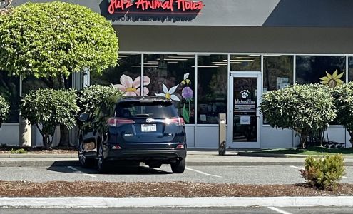 Julz Animal Houz Burlington Burlington