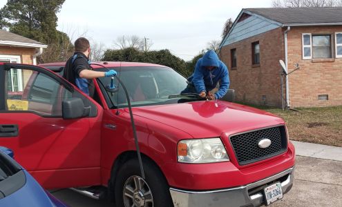 Danny's Auto Glass & Mirror