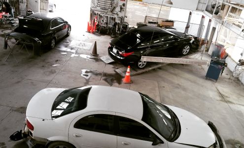 Distinctive Coach Auto Body & Paint