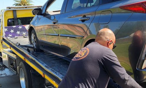 H & S Body Works & Towing