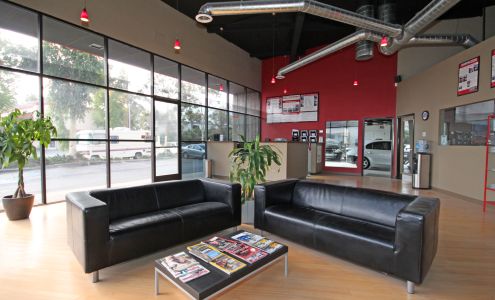 BUMPERDOC Auto Body Escondido