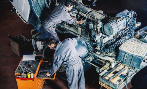 Two Fingers Automotive