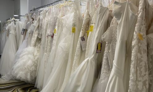 La Merite Bridal & Quinceañera Shop