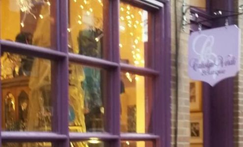 CAROLYN VERDI BOUTIQUE