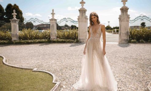 Mon Amie Bridal Salon