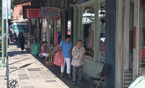 Downtown Fashion