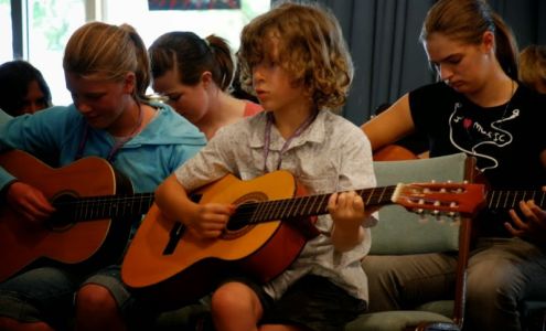 American Music Institute Clarendon Hills