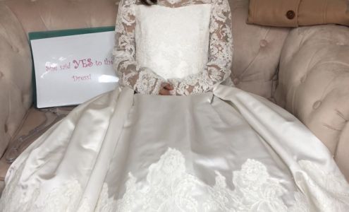 Exclusively Elizabeth for Born Yesterday