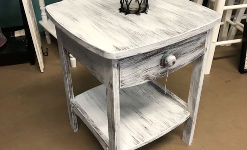 Tina's Treasures Consignment & Boutique