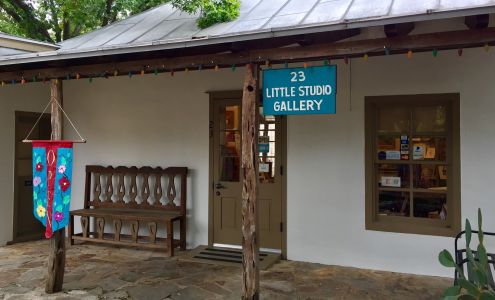 Little Studio Gallery