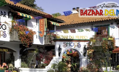 Bazaar Del Mundo