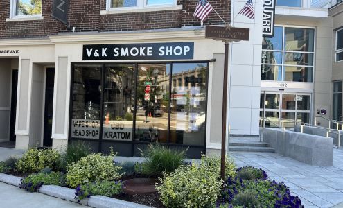 V & K Smoke Shop - Quincy
