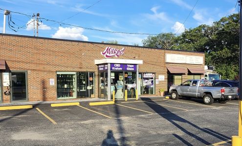 Milked Premier Glass