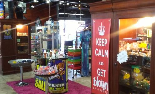 Head Hunters Smoke & Vape Shop