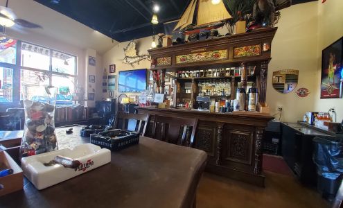 Palmetto Breeze Cigar Place