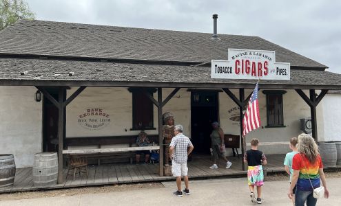 Racine & Laramie Tobacconist