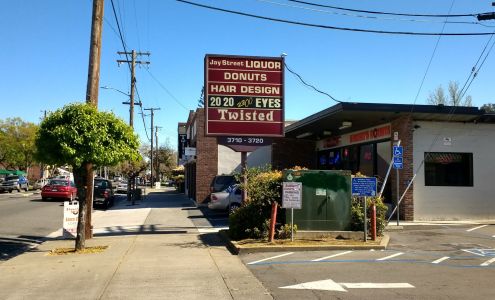 Twisted Smoke Shop (J St) - Disposable Vapes, CBD, Kratom, OPMS, Flum, Elfbar, Lost Mary