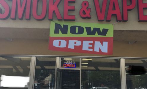 Triple j’s smoke And Vape