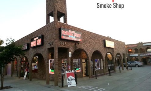 Roupik Smoke Shop