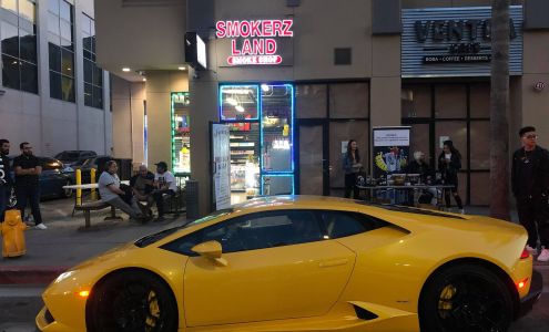 Smokerz Land 3 Smoke Shop