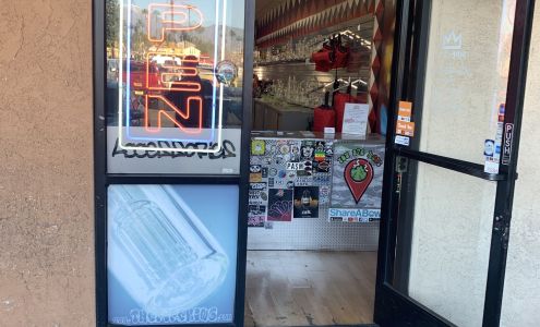 The Pipe King ( Smoke Shop ) Vape, Kratom, CBD, Dab