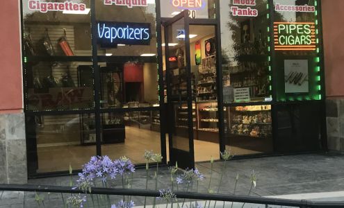 Happy’s Smoke Shop