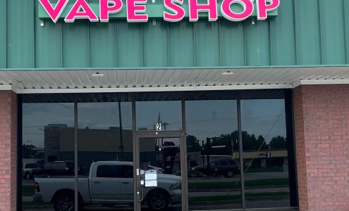 Chuckin' Clouds Vape Shop