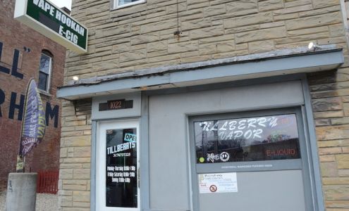 Ivape E-Cigs INDY Fountain Square