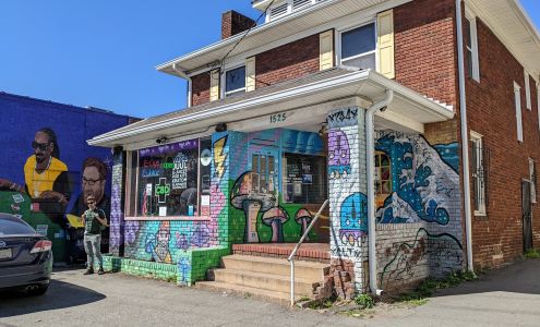 High Life Smoke Shop Central