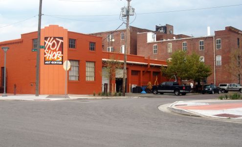 Hot Shops Art Center