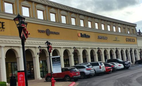 Invicta Store at San Marcos