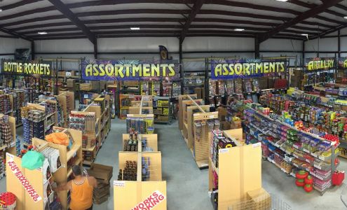 Pyro's Paradise Inc - Fireworks Building Holt