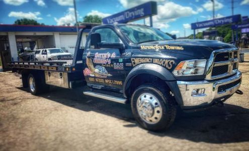 Berry's & Gillikin's Towing