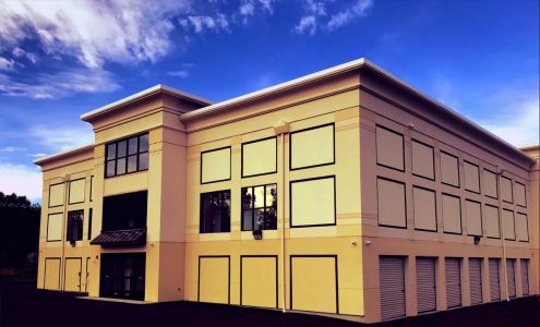 Hollow Tree Self Storage & Wine Vault