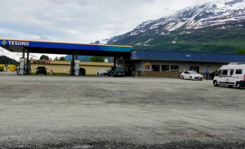 Capt'n Joe's Gas Valdez