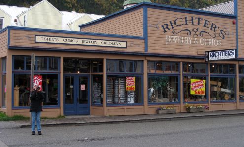 Richter's Souvenirs | Yukon Heath's Popcorn Emporium Skagway