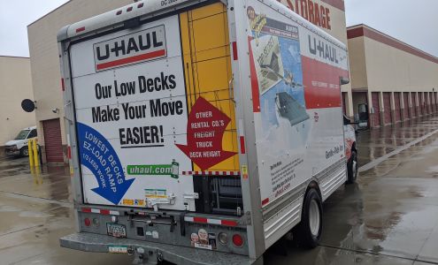 U-Haul Neighborhood Dealer