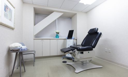 Erin Courtney, APN, NP-C