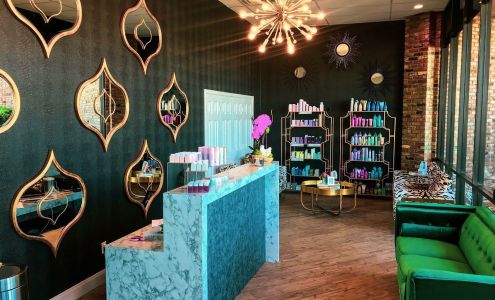 Bloomington Dry Bar and Beauty Salon
