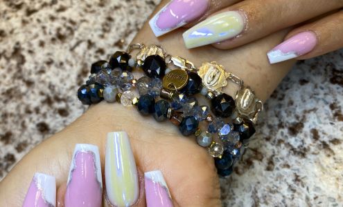 Modern Nailz Beaumont