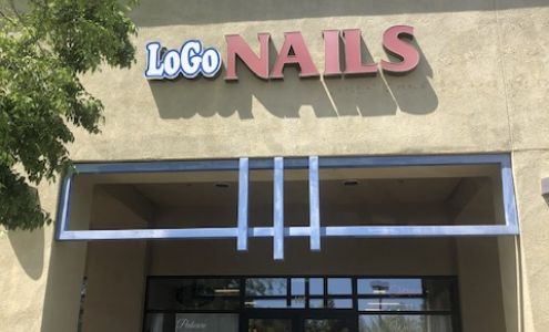 LoGo Nails