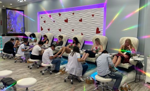 Posh Nails of Stuart