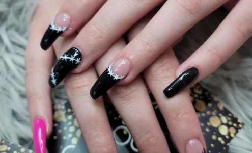 Pure Nails Spa - Dimond