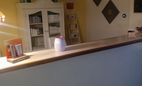 Cannabody Alternative Medicine & Massage 11172 Huron St # 25, Northglenn Colorado 80234