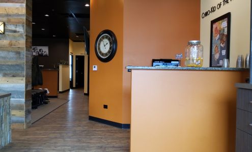 100% Chiropractic - Aurora