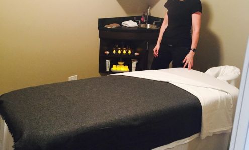 Therapeutic Massage Chicago 219 W 55th St UNIT 204, Clarendon Hills Illinois 60514