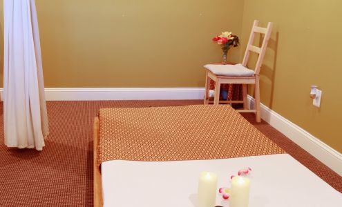 Jasmine Thai yoga massage 8302 Old Courthouse Rd unite B, Vienna Virginia 22182