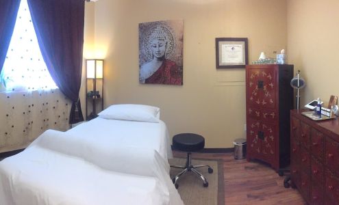 Intuitive Healing Acupuncture 2382 Faraday Ave Suite 200-23, Carlsbad California 92008
