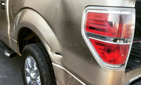 Medinas Auto Body LLC