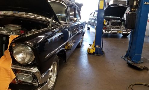 Mike's Garage LLC